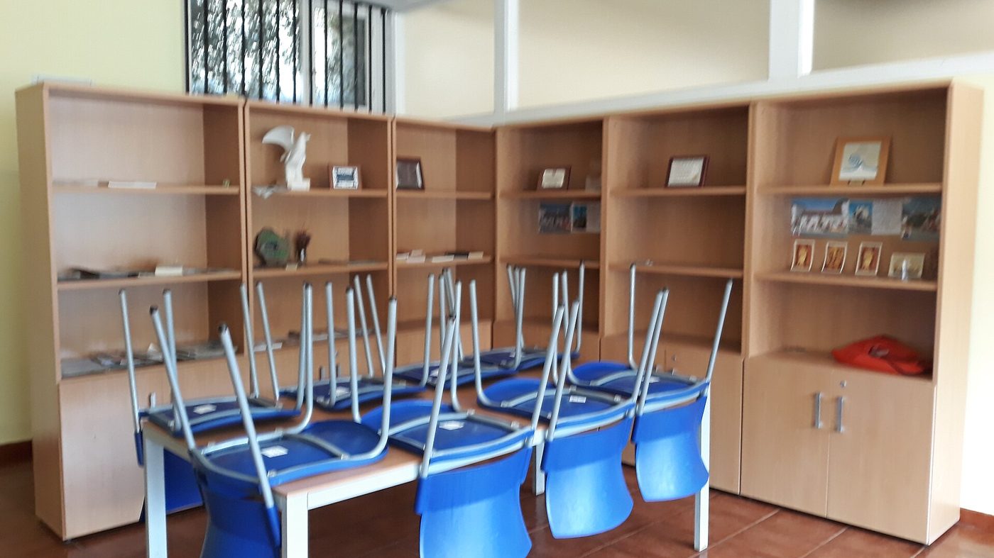 A pilgrim albergue dormitory